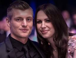 toni kroos wife